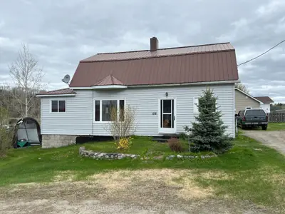 Detached in Matachewan
