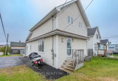 66 Avenue Road, Timmins, On P4n 5e1