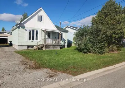 Detached in Smooth Rock Falls