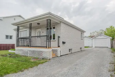 Detached in Kapuskasing