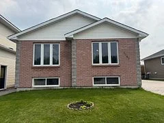 1187 Park Avenue, Timmins, On P4r 1m3