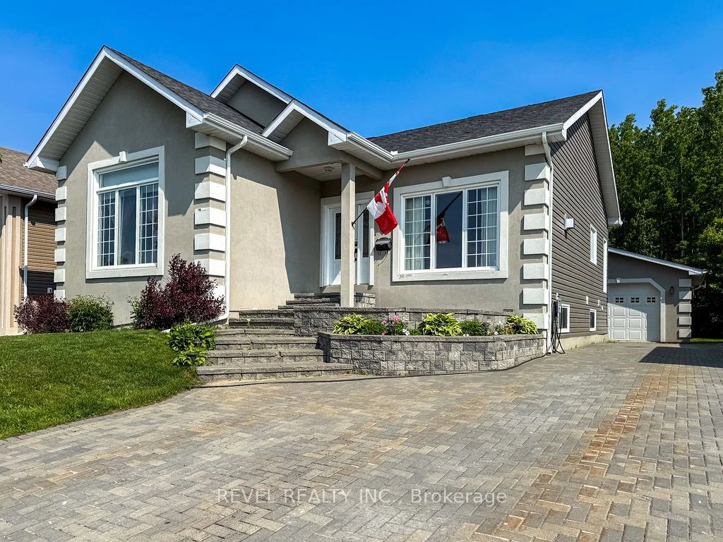 26 Majestic Drive, Timmins, ON P4R 1N6
