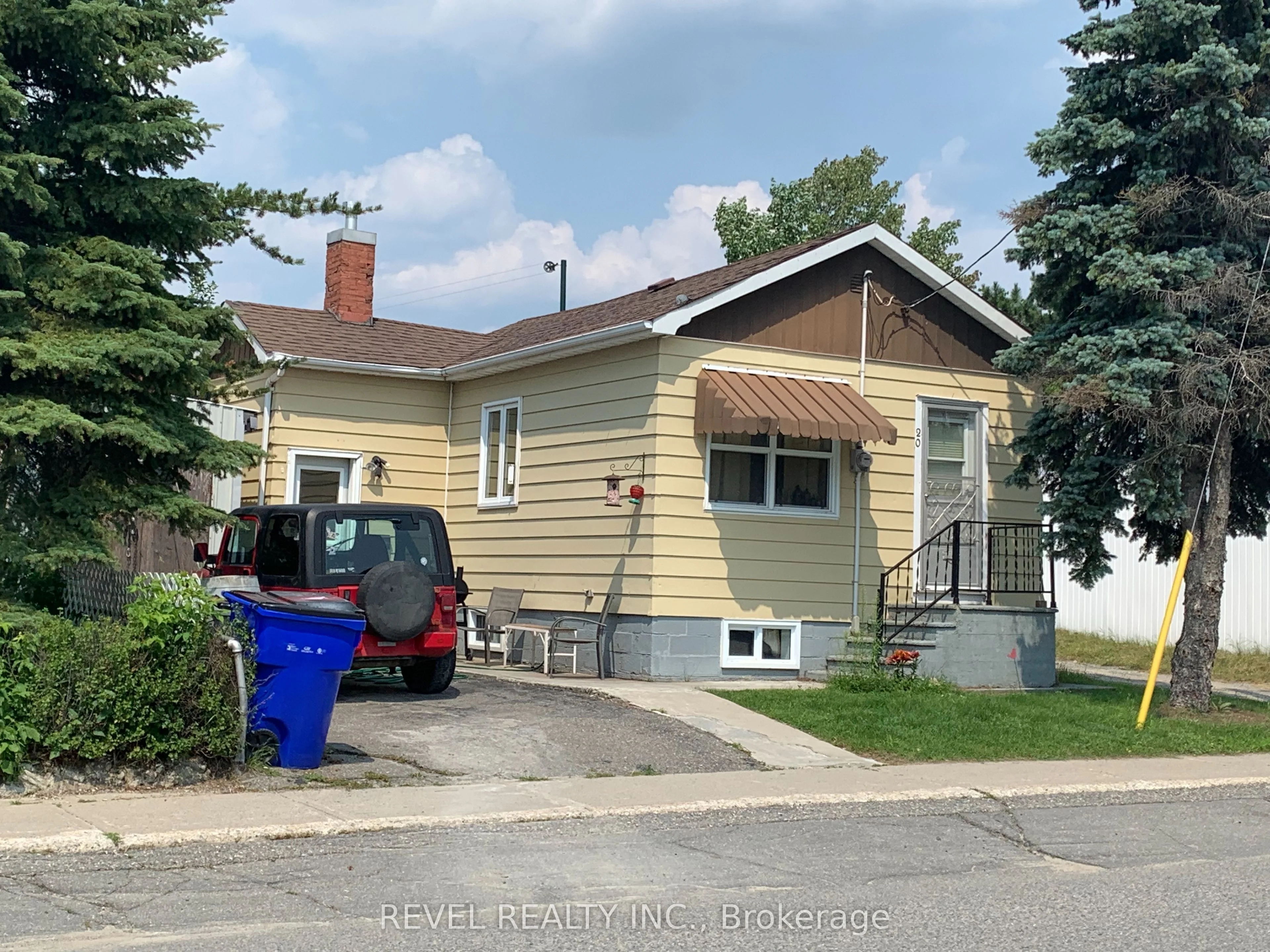 20 Kimberley Avenue, Timmins, ON P4N 1K9