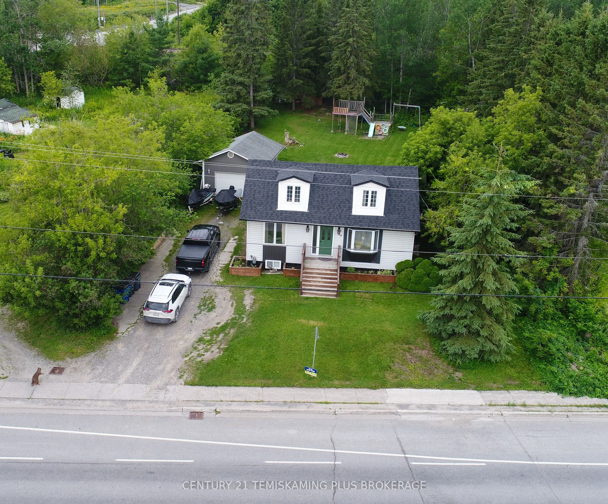 516 Lakeshore Road, Temiskaming Shores, On P0j 1p0