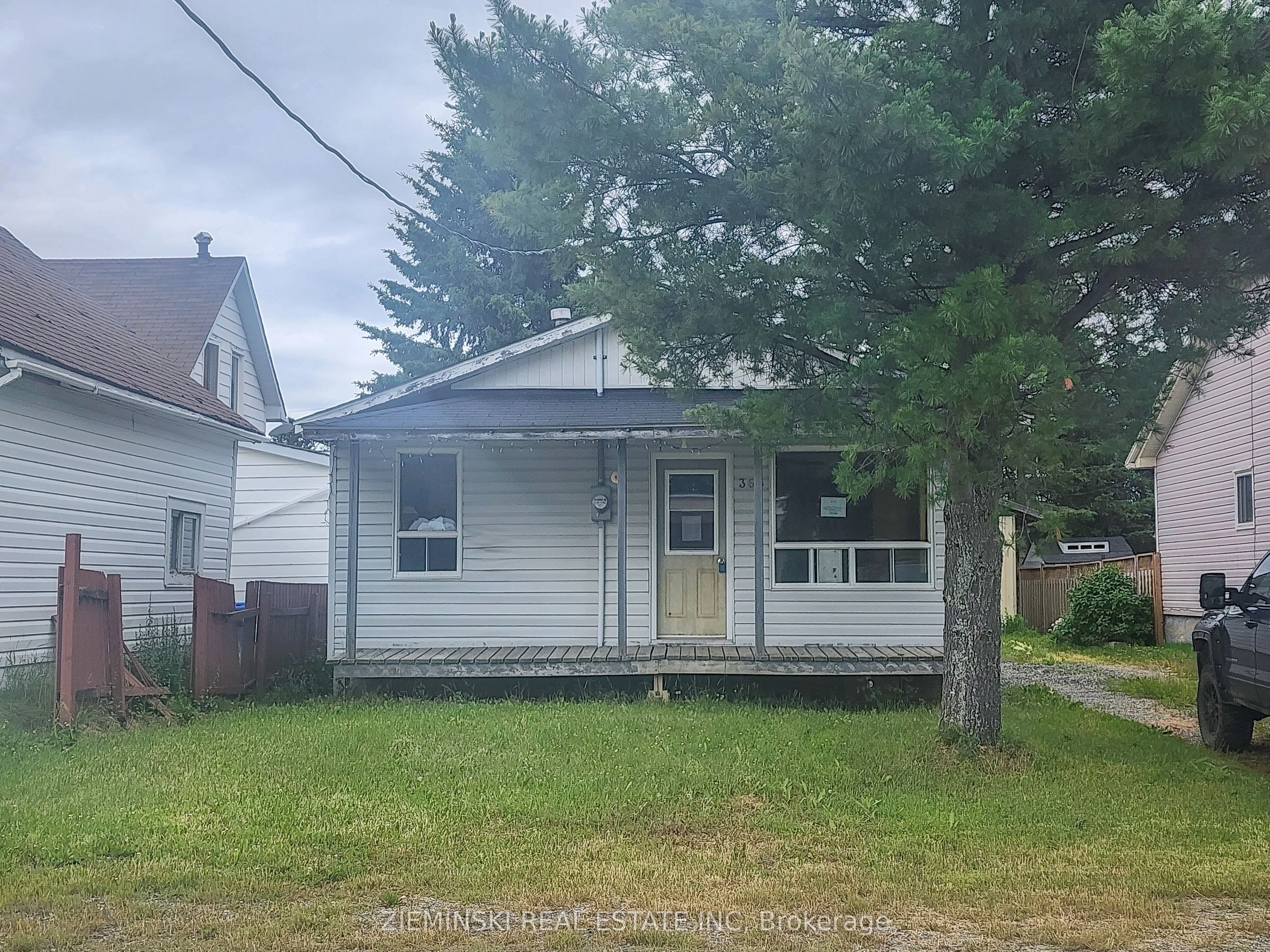363 McIntyre Avenue (ramore) Avenue, Black River-Matheson, ON P0K 1R0