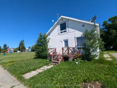 652 Montrock Street, Iroquois Falls, On P0k 1e0
