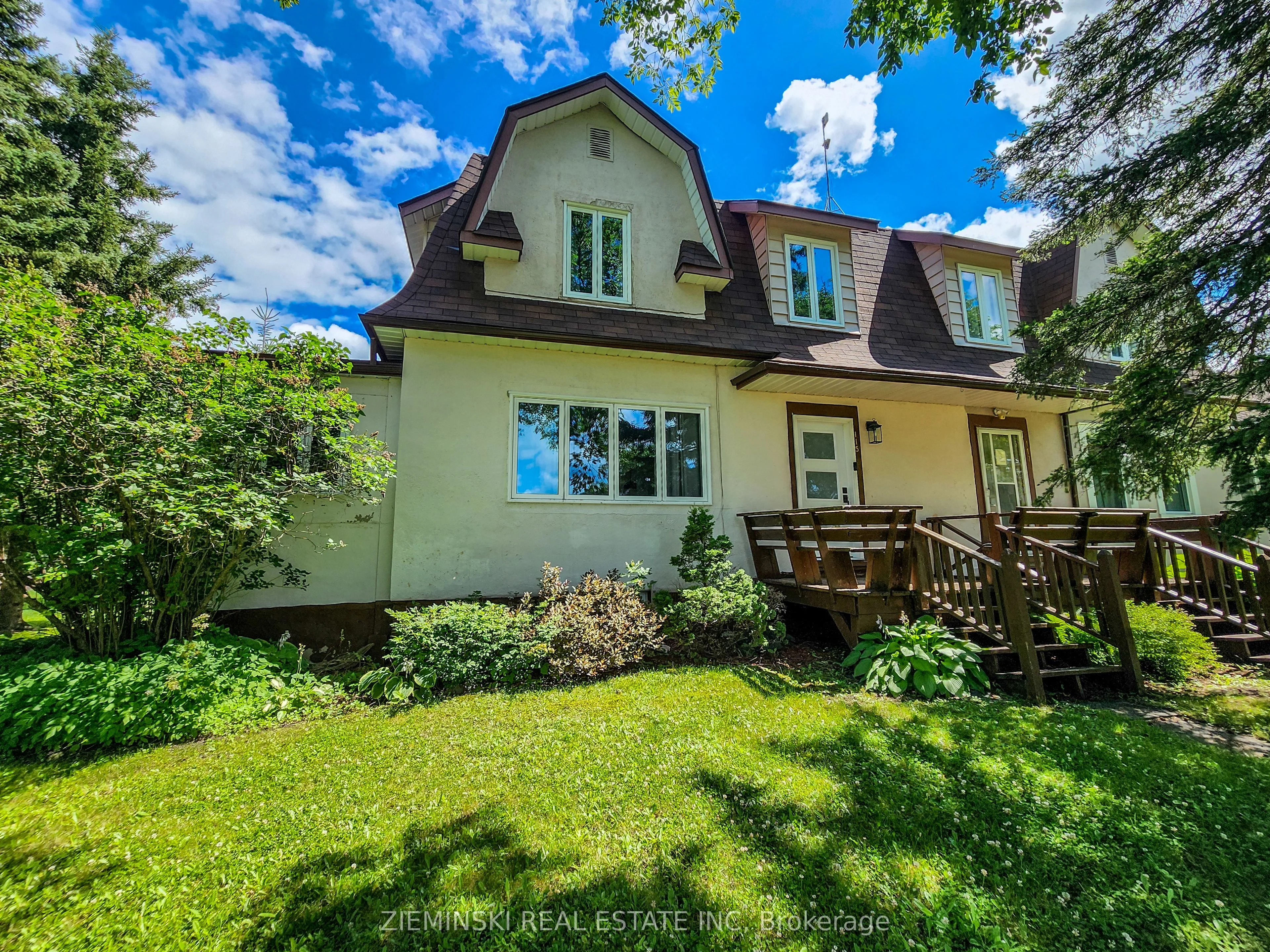 115 Buckingham Avenue, Iroquois Falls, ON P0K 1E0