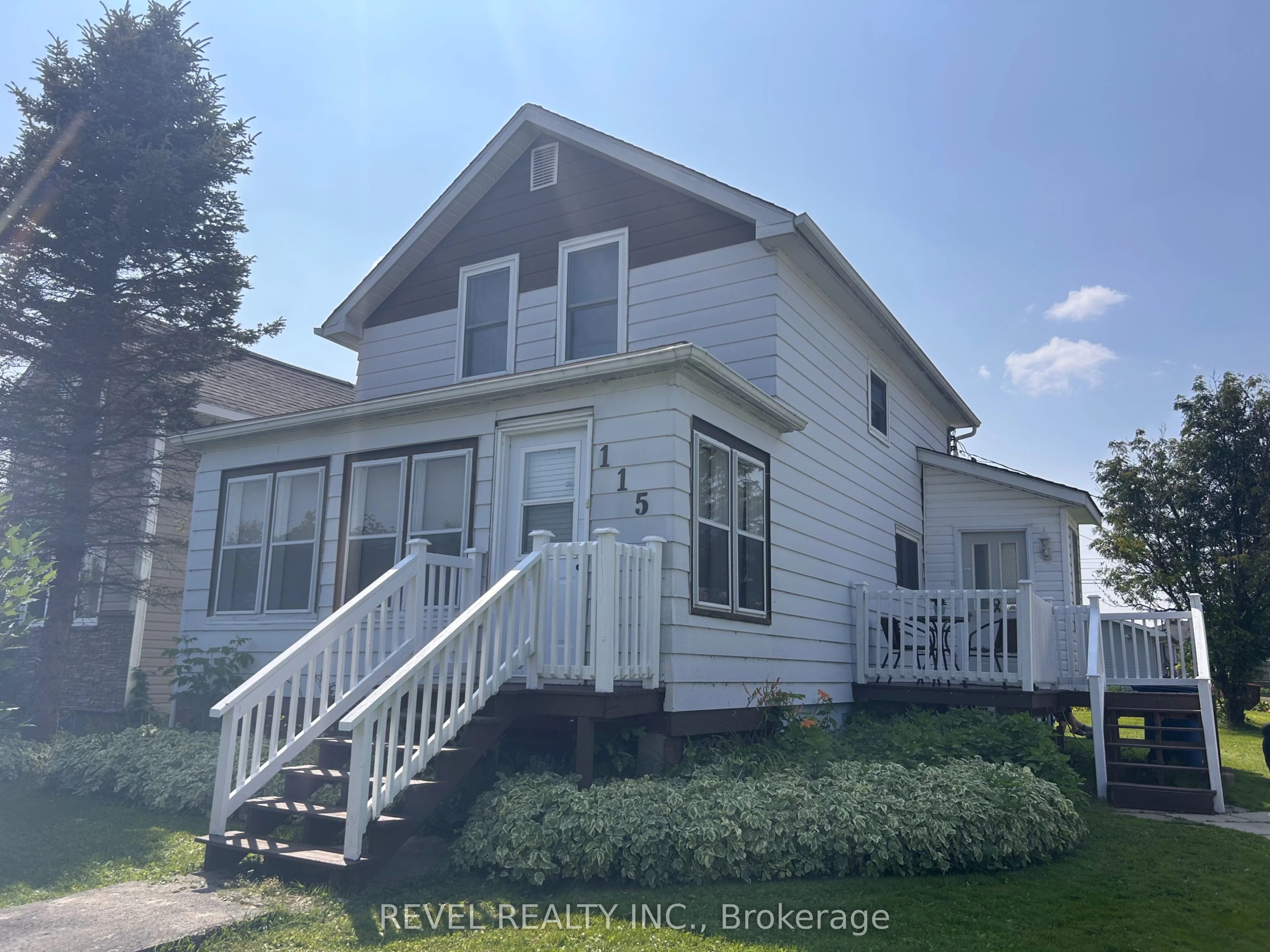 115 Fourteenth Avenue, Cochrane, ON P0L 1C0