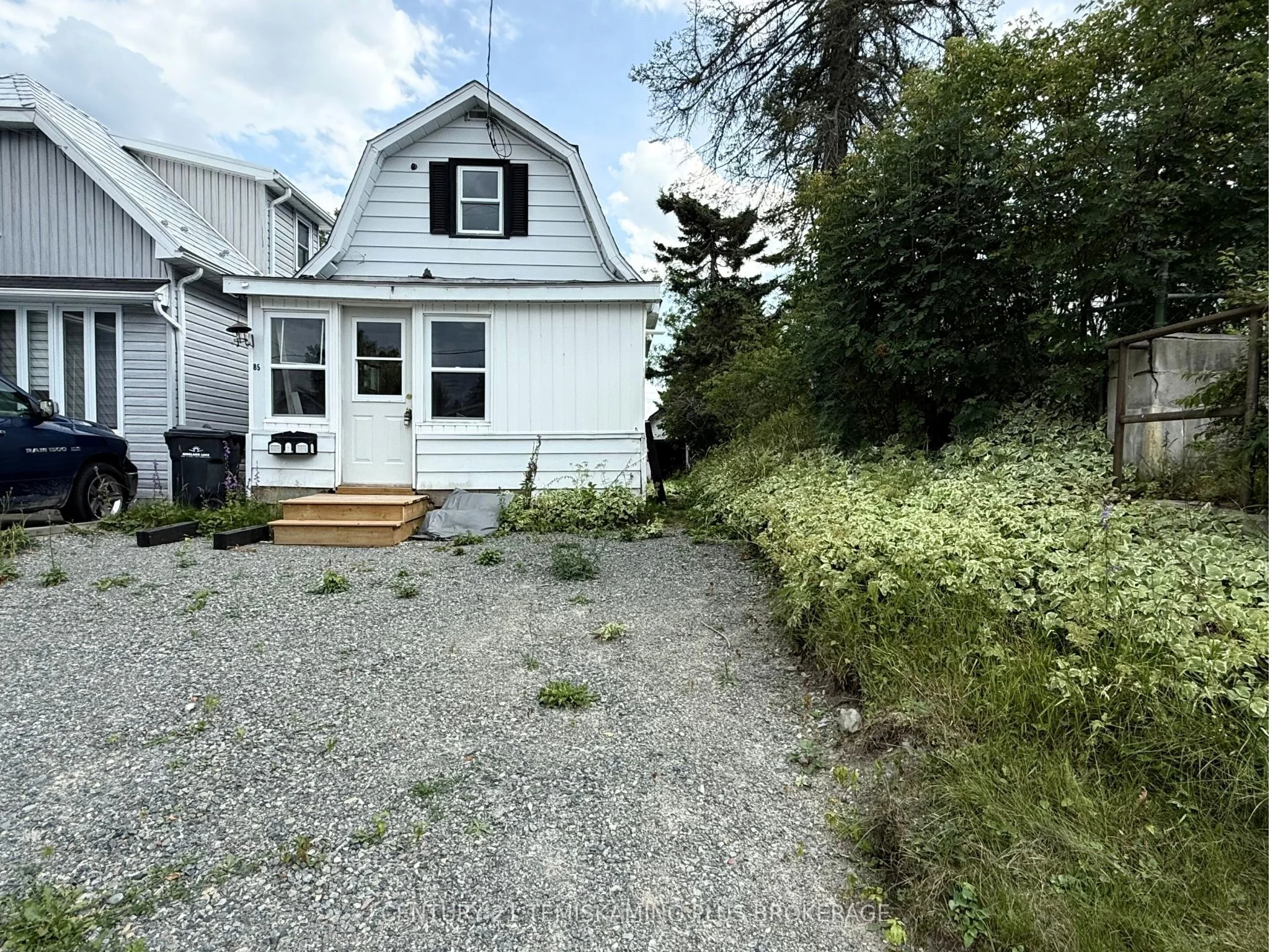 85 Third Street, Kirkland Lake, On P2n 1s7