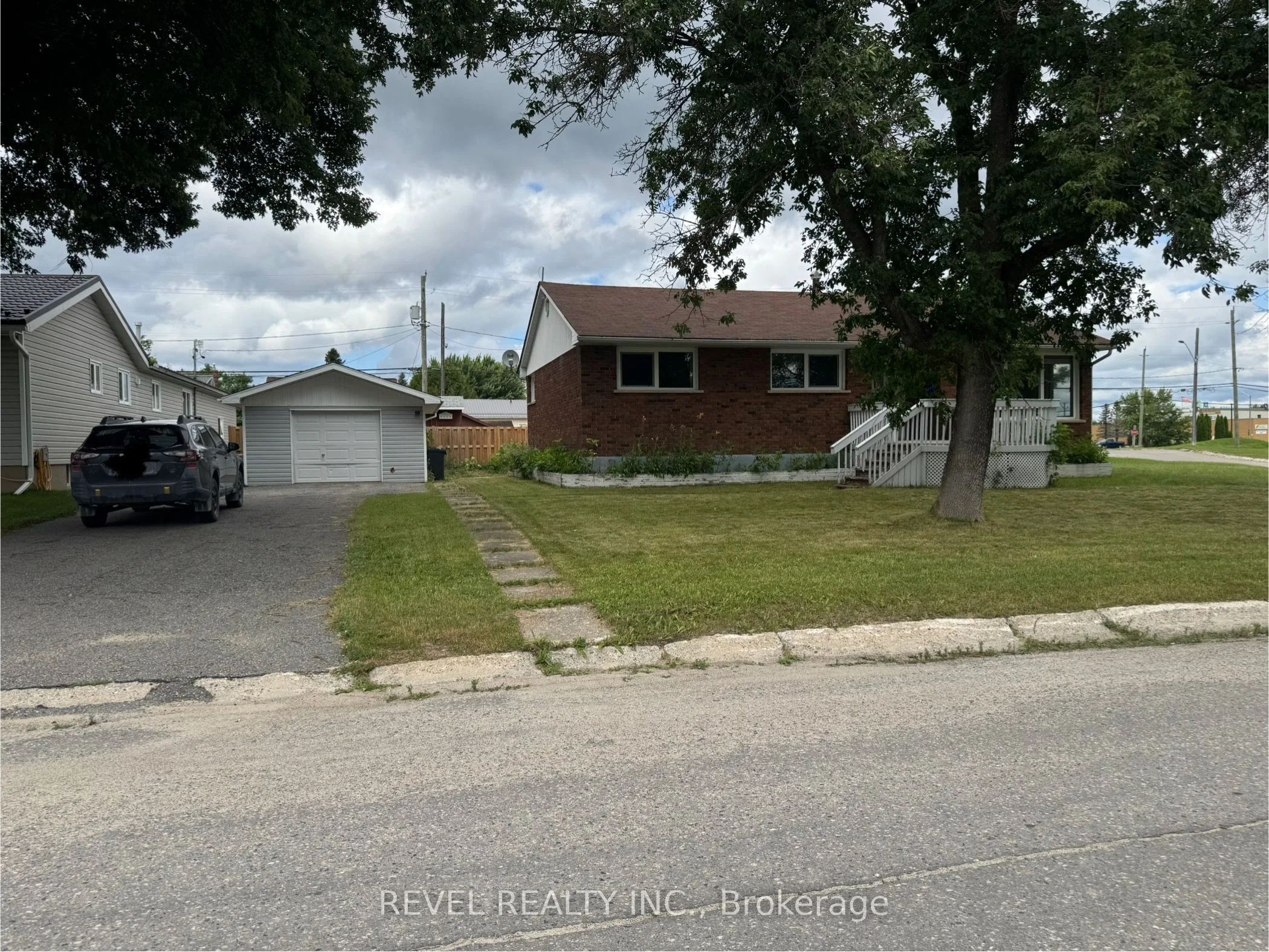 602 Reynolds Street, Iroquois Falls, On P0k 1e0