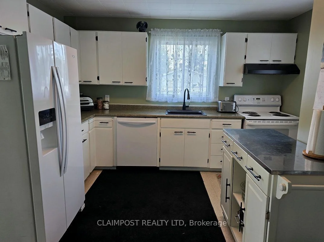 40 Pine Street, Sudbury Remote Area, ON P0M 1W0