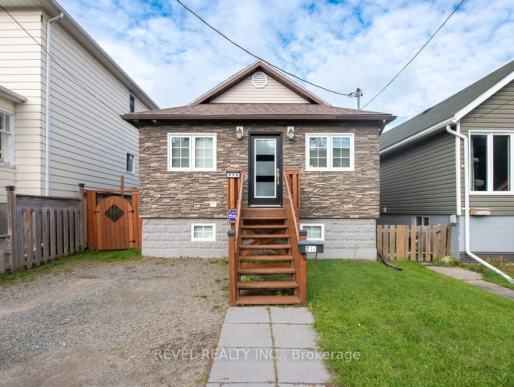 215 Cedar Street N, Timmins, ON P4N 6J5