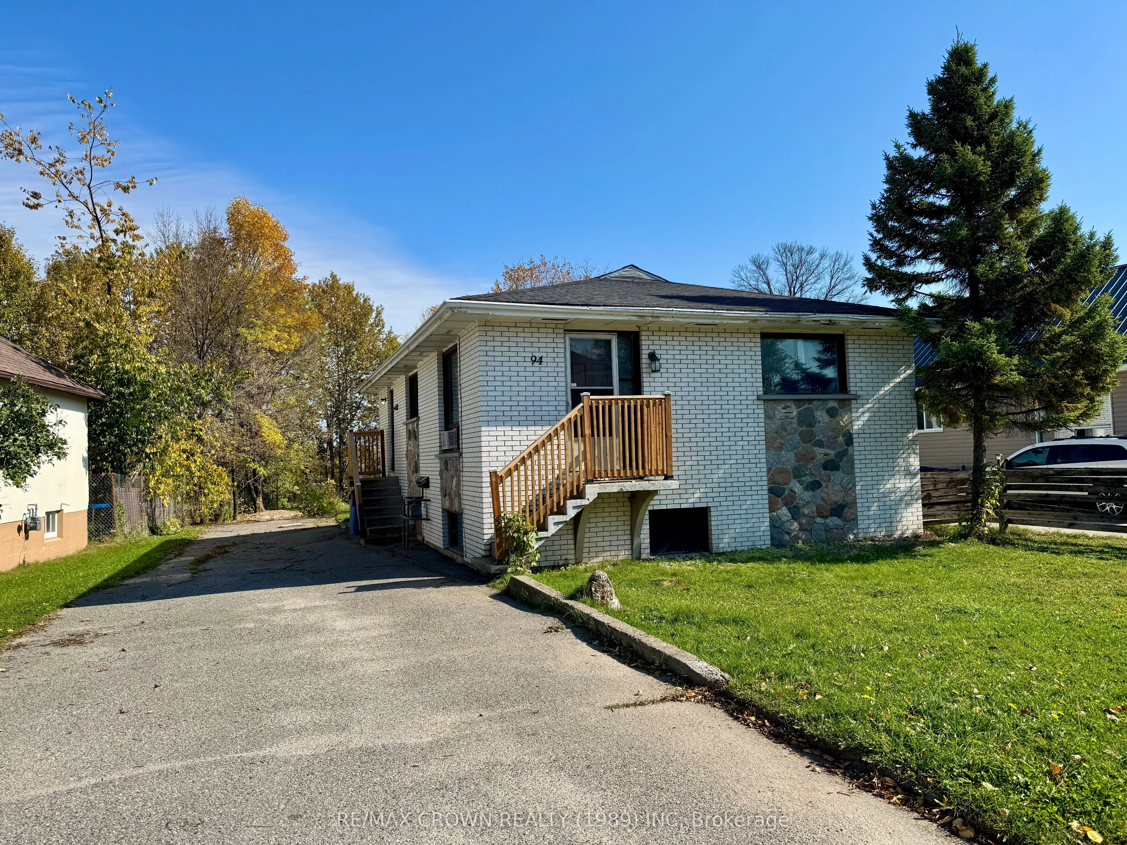 94 Byng Avenue, Kapuskasing, ON P5N 1W8