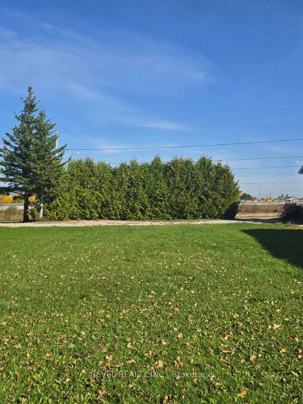 16 Laferriere Street, Kapuskasing, ON P0L 1G0
