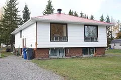 141-143 Station Street, Temiskaming Shores, On P0j 1k0
