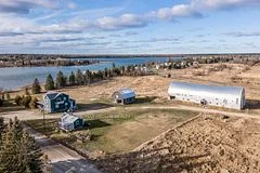 Detached in Mattice-Val Cote