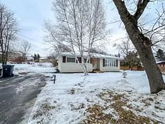 229 Fyfe Avenue, Iroquois Falls, ON P0K 1E0