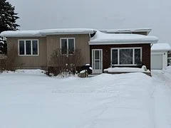 Detached in Timmins