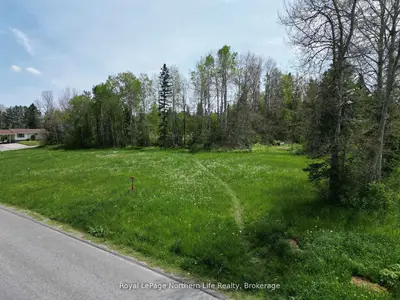 536 Mccamus Avenue, Temiskaming Shores, On P0j 1p0