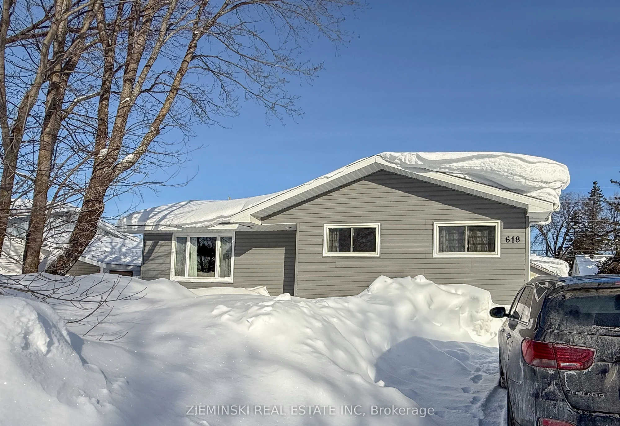 618 Reynolds Street E, Iroquois Falls, ON P0K 1E0