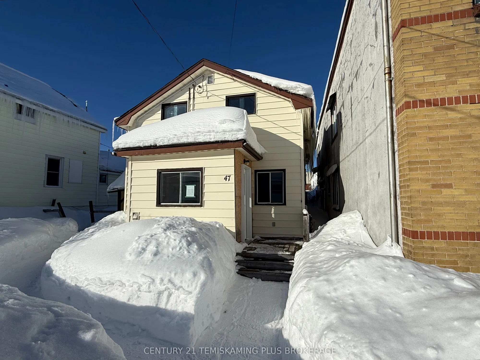 47 Hudson Bay Avenue, Kirkland Lake, On P2n 2j1