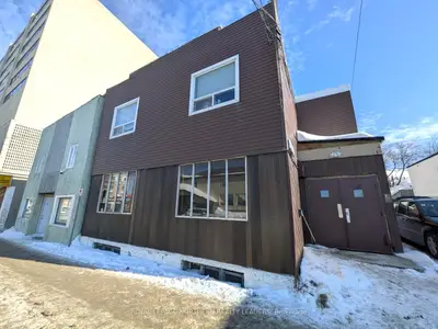 32 Mountjoy Street S Main Floor, Timmins, On P4n 1s4