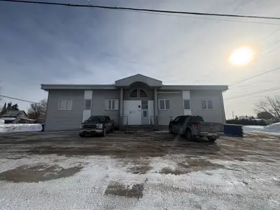 379 Lake View Avenue, Temiskaming Shores, ON P0J 1R0