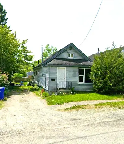 17 Premier Avenue E, Kirkland Lake, On P2n 1w9