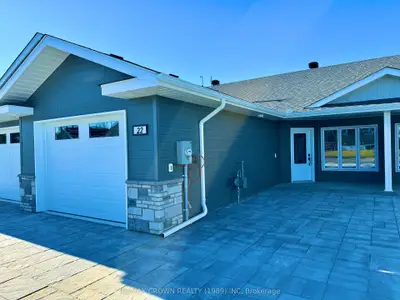 22 Golf Street, Kapuskasing, ON P5N 3J6