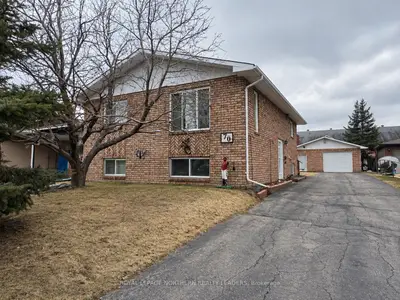 70 Clifford Avenue, Timmins, On P4r 1b6