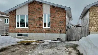 1353 Gatineau Boulevard, Timmins, On P4r 1e4