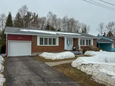 148 Jaffray Street, Temiskaming Shores, On P0j 1p0