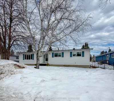 105 New Circle Place, Iroquois Falls, On P0k 1e0