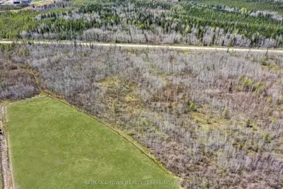 69 Clear Lake Road N, Kapuskasing, On P5n 2x7
