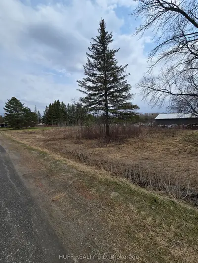 Pt South 1/2 Lot 11 Con 5 Tenth Avenue, Englehart, On P0j 1h0