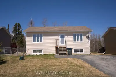 11 Fifth Street, Cochrane, On P0l 1c0
