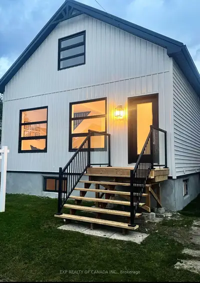8 Laurier Avenue, Timmins, On P4n 4g5