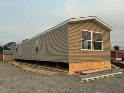 MobileTrailer in Timmins