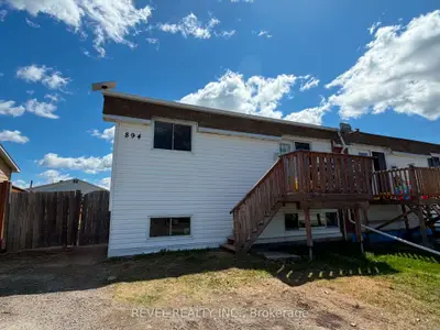 894 Suzanne Street, Timmins, On P4p 1a9