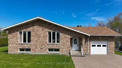 455 Arnold Drive, Temiskaming Shores, On P0j 1k0