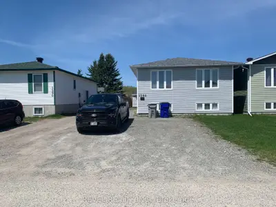 1284 Park Avenue, Timmins, On P4r 1l8