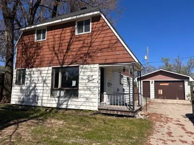 37 Cain Avenue, Kapuskasing, On P5n 1t2