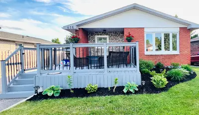 Detached in Timmins