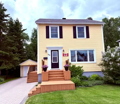 Detached in Timmins