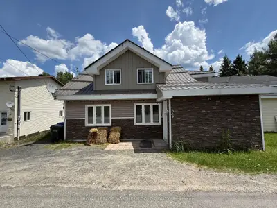 Detached in Kirkland Lake