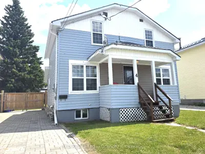 Detached in Kirkland Lake