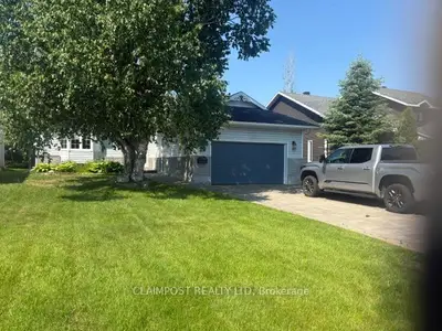 Detached in Timmins