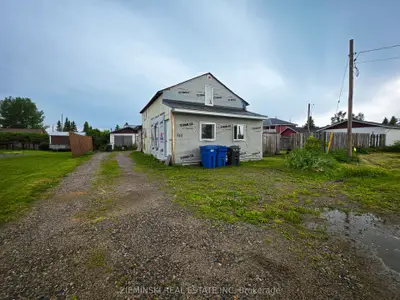 Detached in Black River-Matheson