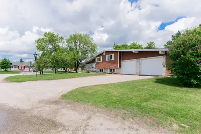 11 Kent Place, Kapuskasing, On P5n 2y9