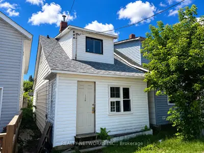 Detached in Timmins
